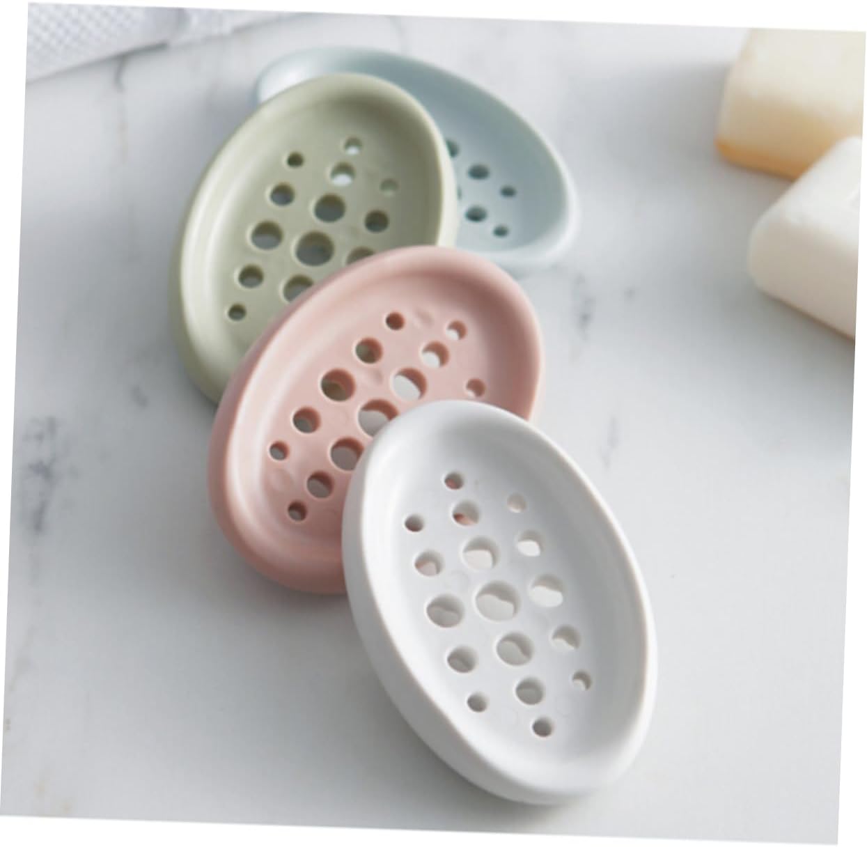 Garneck Creative Oval Silicone Soap Dish Tray