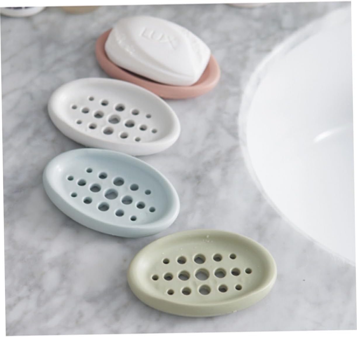 Garneck Creative Oval Silicone Soap Dish Tray
