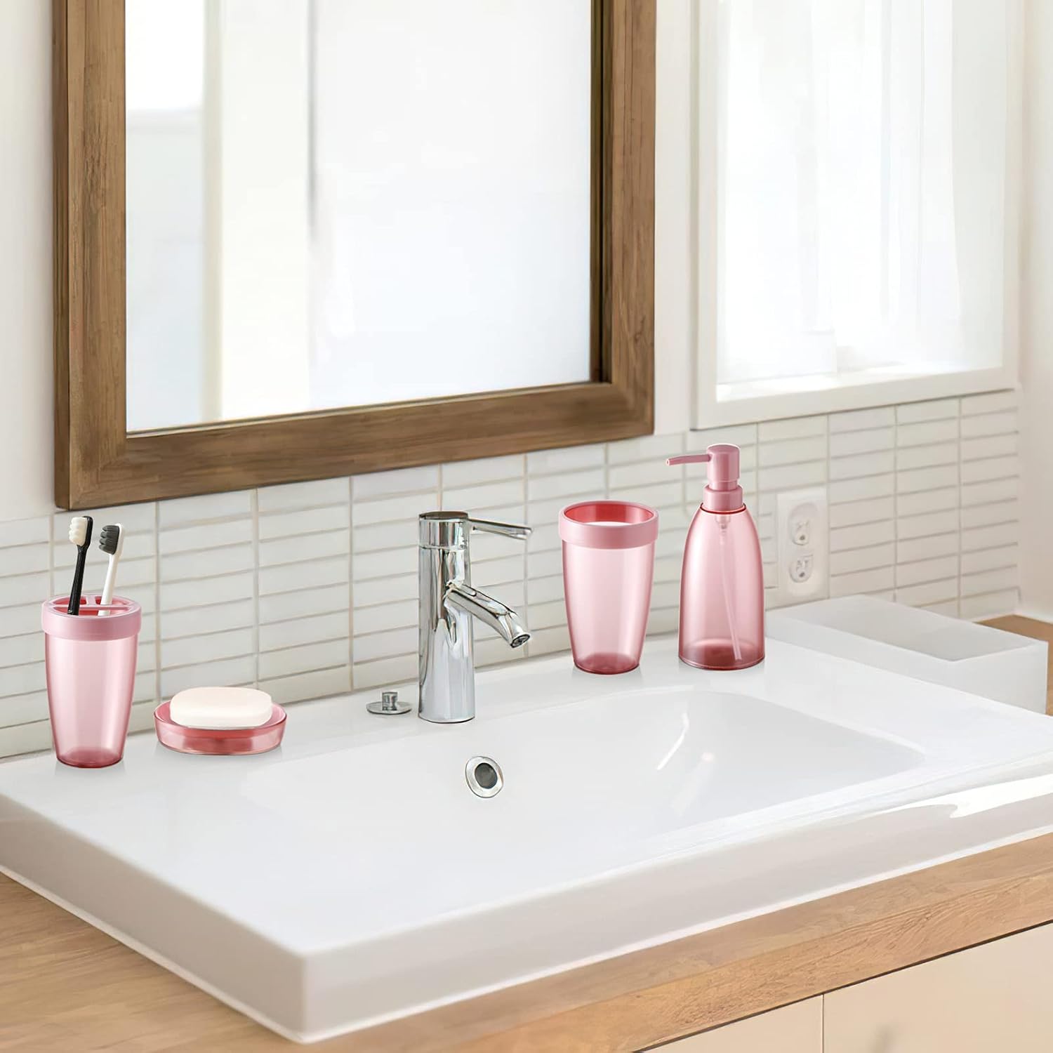 iMucci 5 Piece Bathroom Accessory Set
