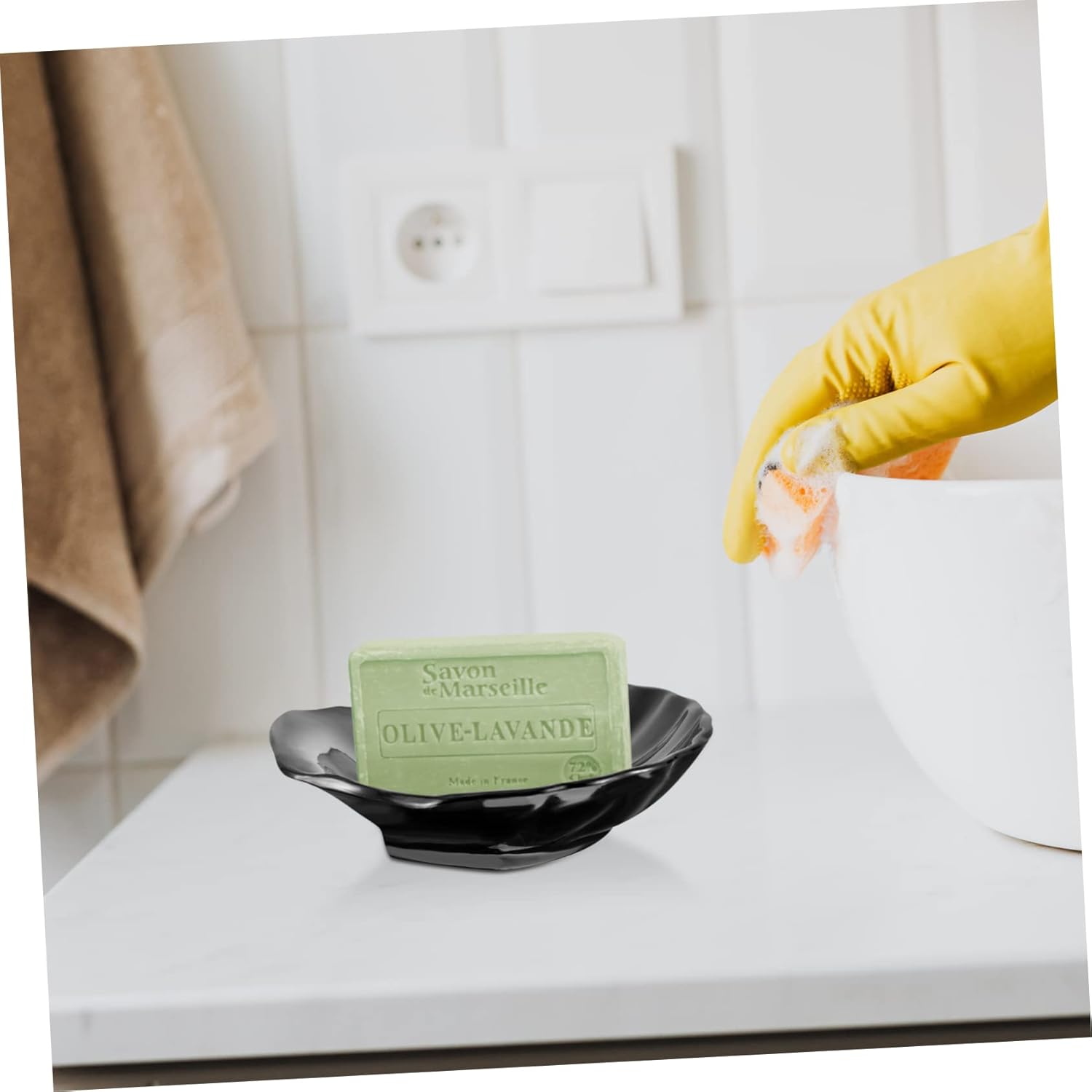 WESIEVYA Black Seashell Soap Holder for Bathroom
