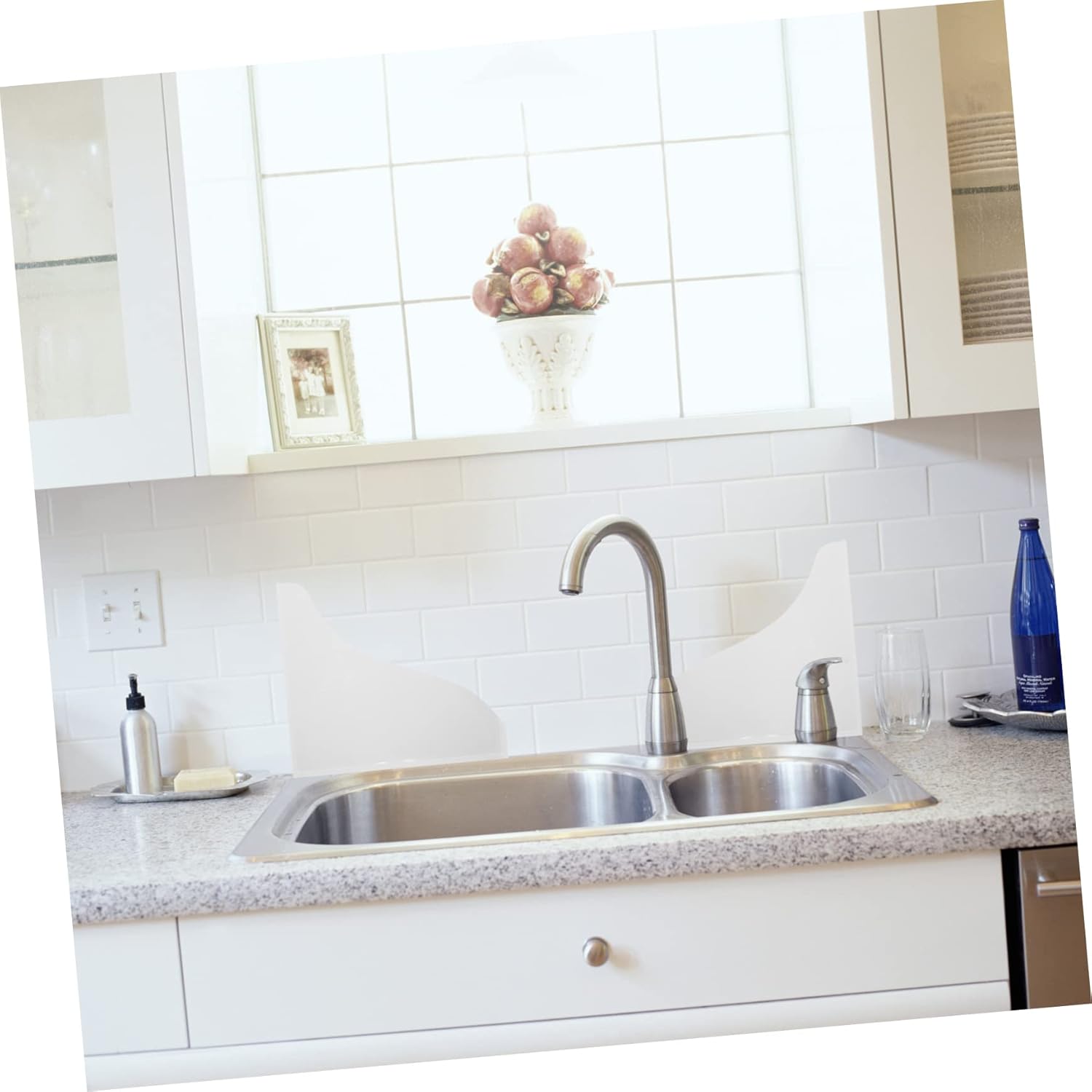 JECOMPRIS Bathtub Corner Set of 2 Acrylic Splash Guards 1