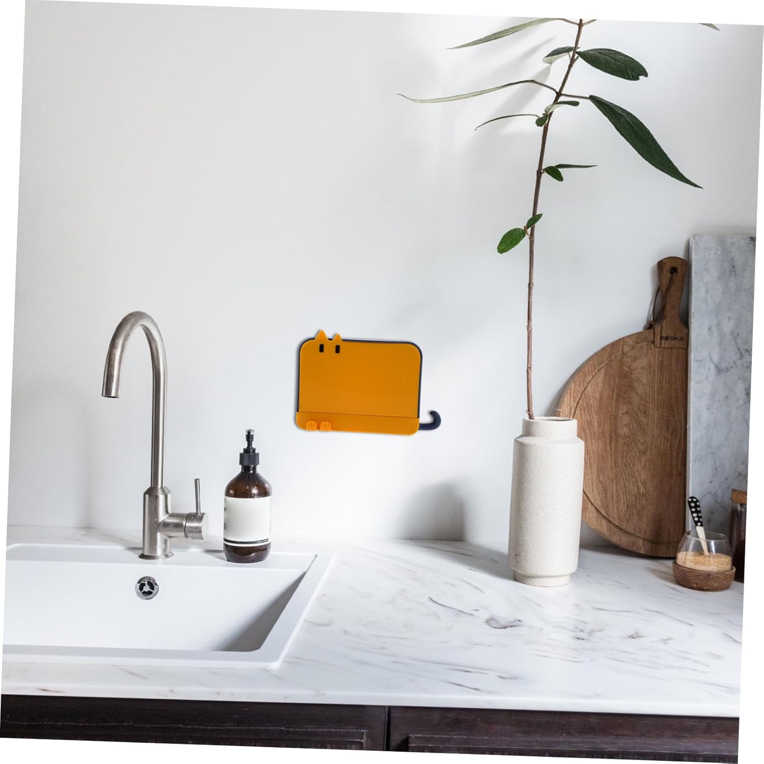 HOLIDYOYO Wall-Mounted Soap Dish with Lid