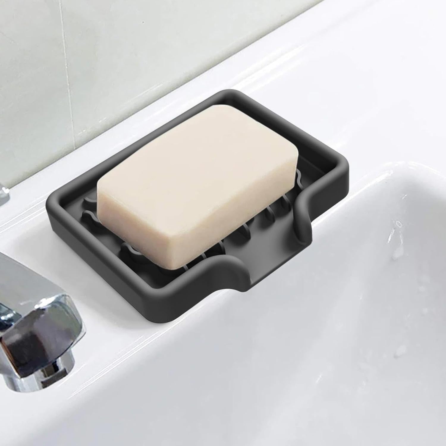 Huvqianu Soap Dish with Drainage and Non-Slip Design