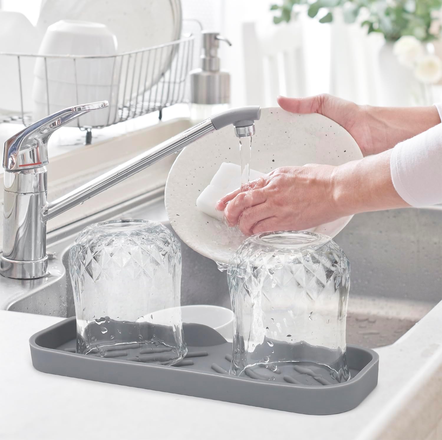 YASMEN Silicone Soap Dish with Drain Gray 9 x 315