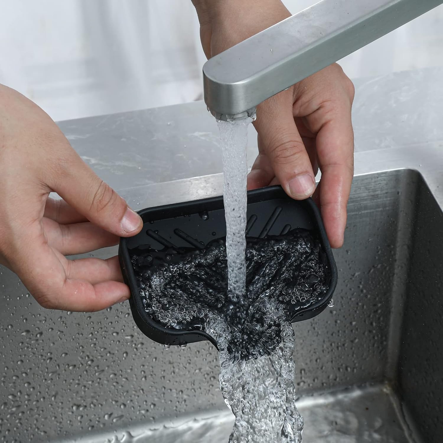MicoYang Silicone Soap Dish with Drain Spout - Black 49x32 1