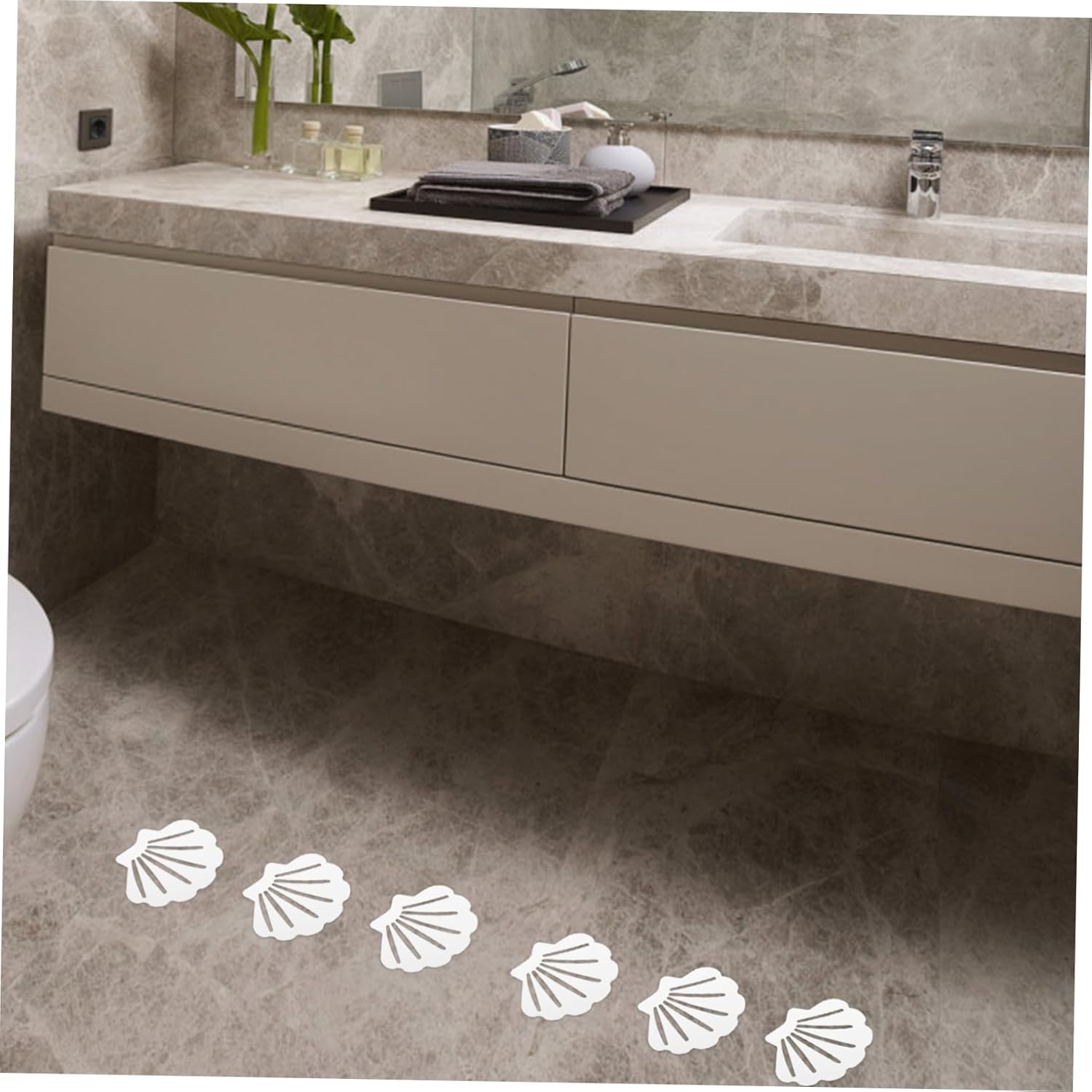 Ciieeo Shell Design Anti-Slip Bathtub Sticker
