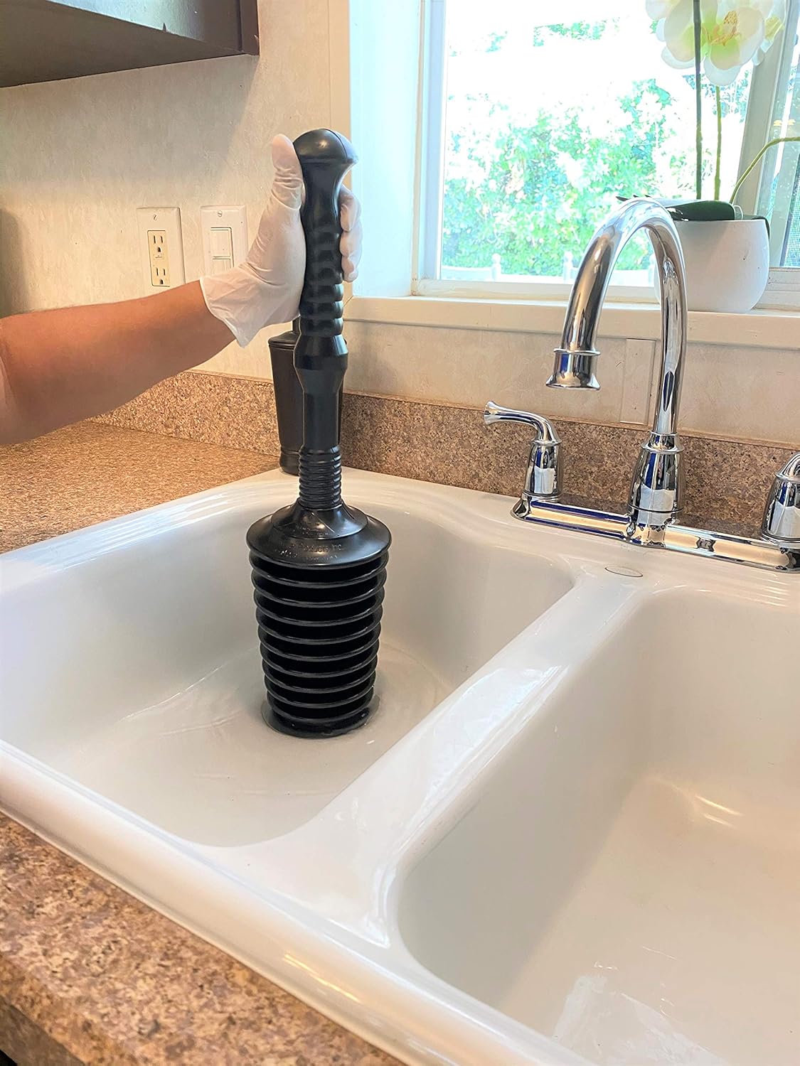 Master Plunger MP500-B3 Heavy Duty Toilet Plunger Kit 1